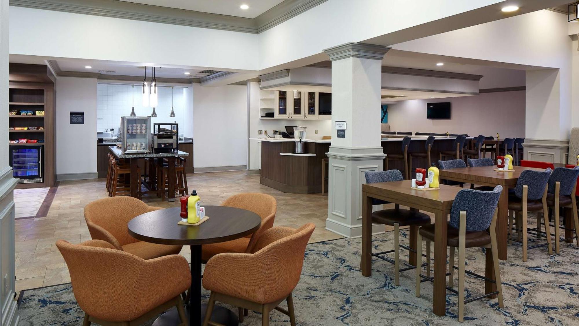 Hilton Garden Inn Merrillville Exterior photo