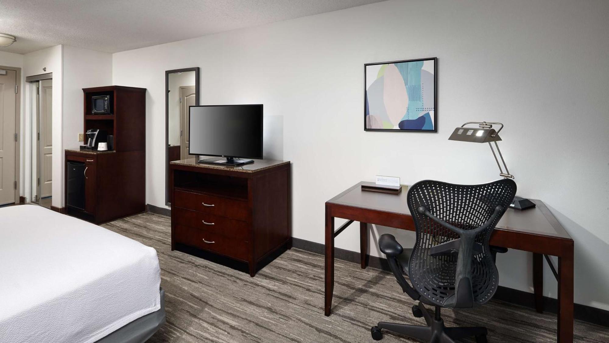Hilton Garden Inn Merrillville Exterior photo