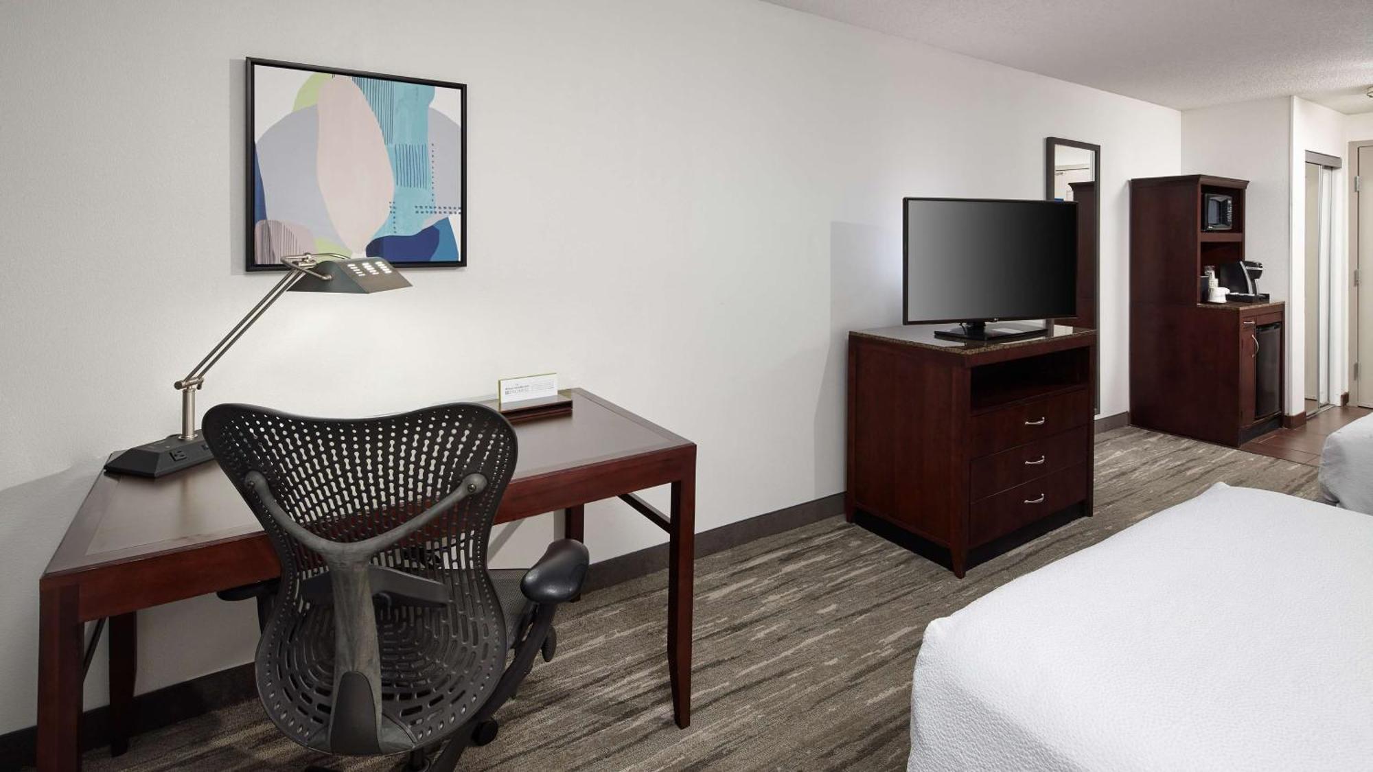Hilton Garden Inn Merrillville Exterior photo