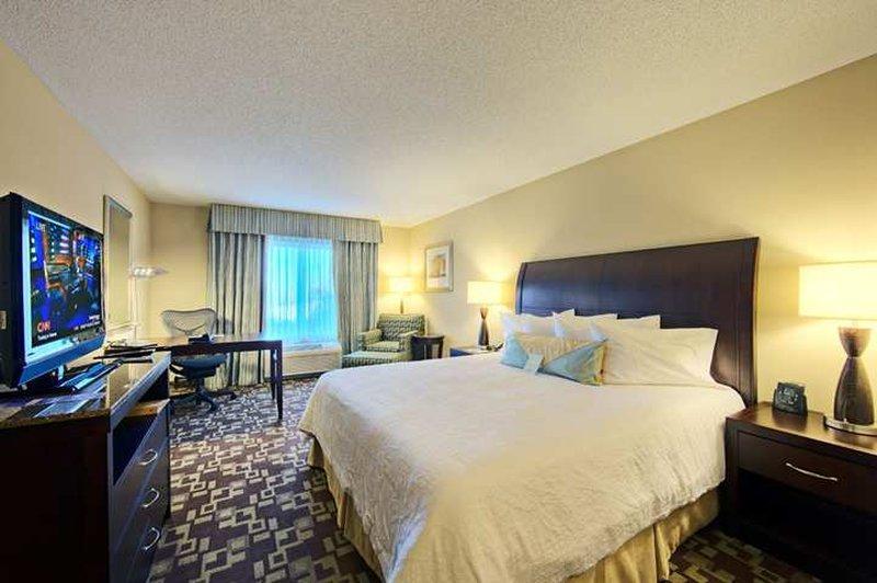 Hilton Garden Inn Merrillville Exterior photo