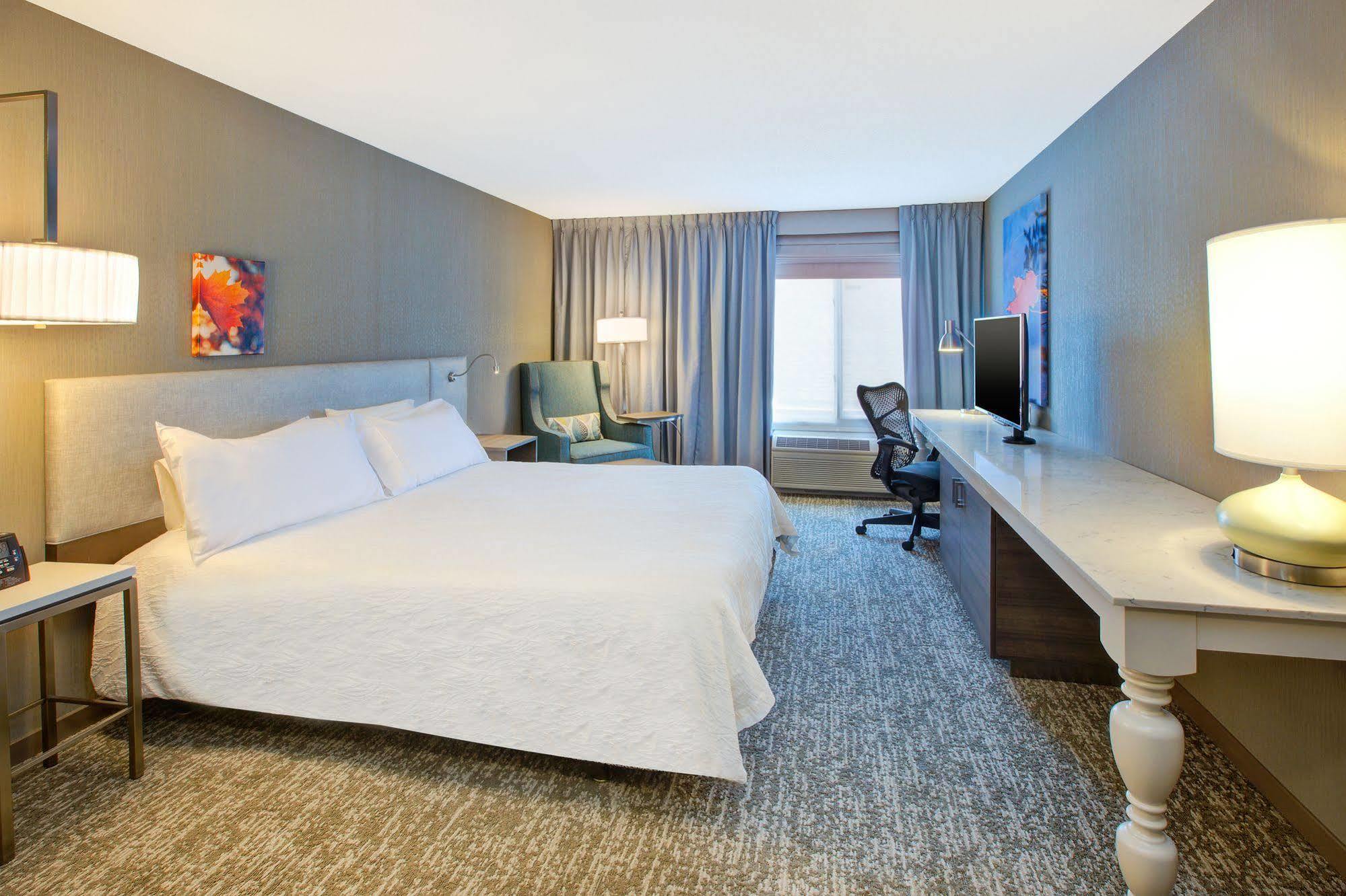 Hilton Garden Inn Merrillville Exterior photo